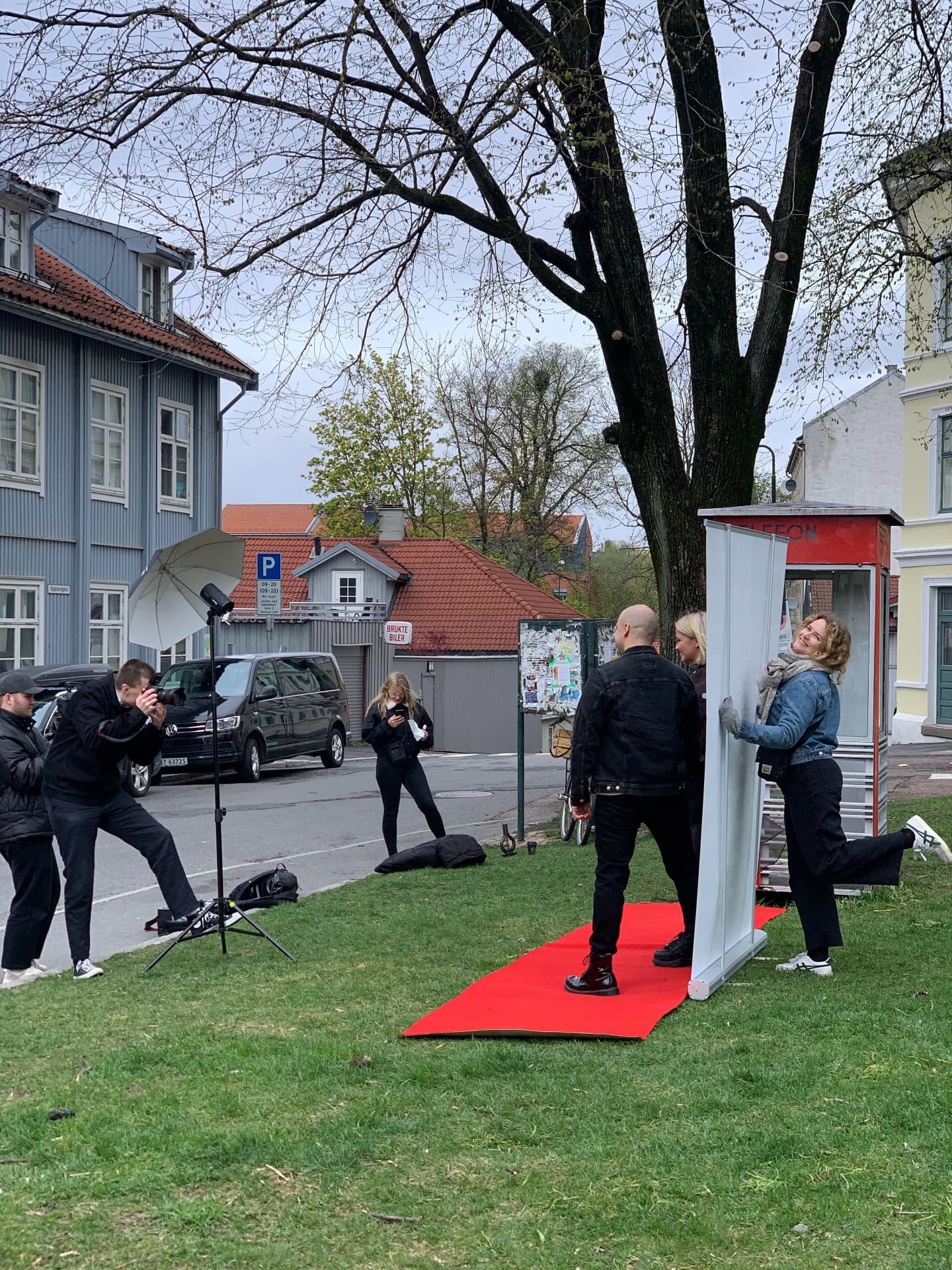 Fotoshoot med rød løper